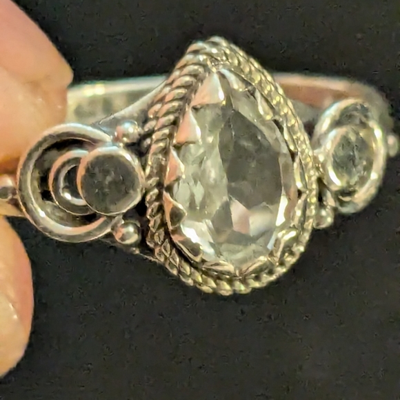 Elegant Solid Sterling Silver Teardrop Genuine Topaz Ring Size 10 - Picture 5 of 7